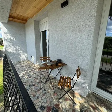 Lou Maluma Apartment