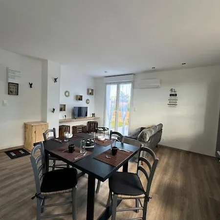 Lou Maluma Apartment
